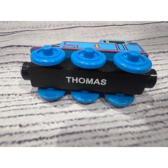 Vintage Thomas & Friends Wooden Railway Thomas - Picture 4 of 4